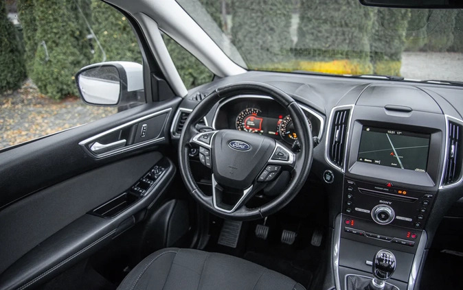 Ford S-Max cena 69900 przebieg: 167123, rok produkcji 2018 z Choszczno małe 529